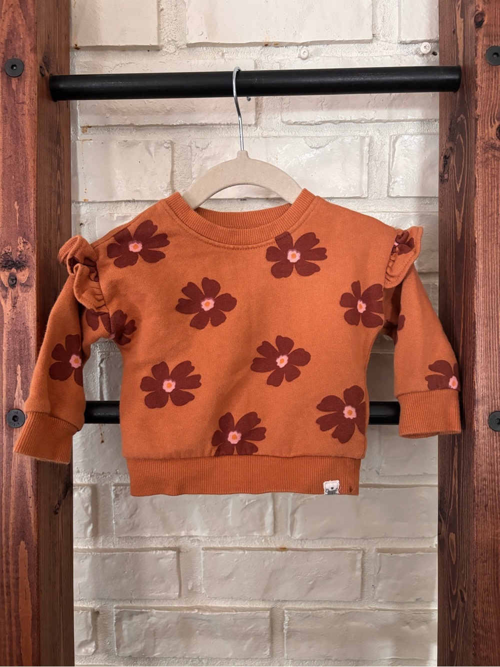 ✨3/$25 ✨ Floral Ruffle Sleeve Sweatshirt